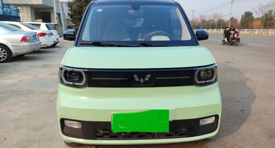 Used 2023 wuling hongguang mini EV 5000km Milage