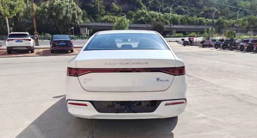 Used 2024 BYD qin plus  EV sedan 7000km Milage
